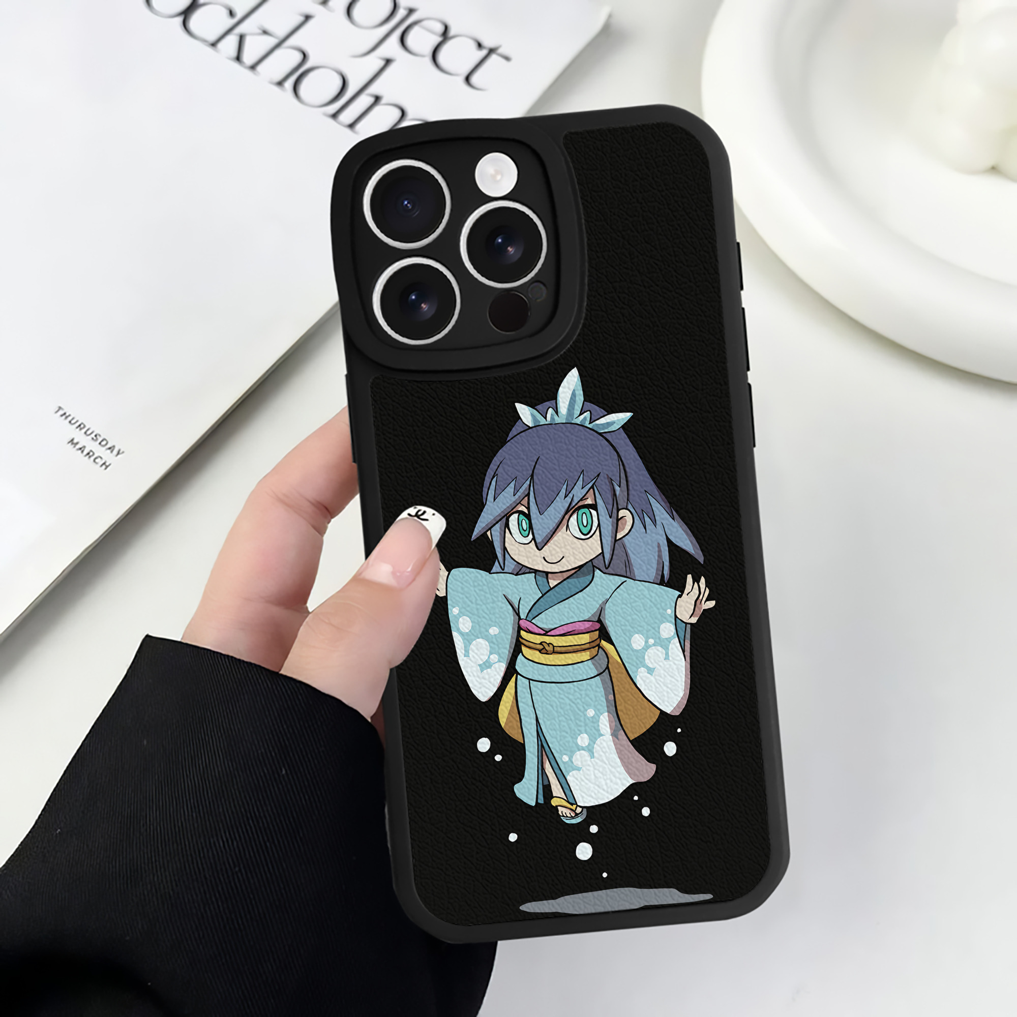 （画像用） 妖怪ウォッチ Yo-kai Watch 【iPhone 16シリーズ対応】シリコンスマホケース（レザー調） 材質：シリコン